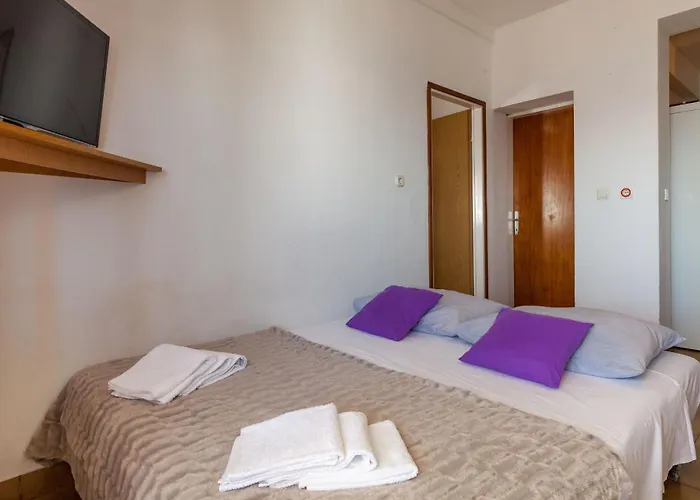 By The Sea Pisak, Omis - 1001